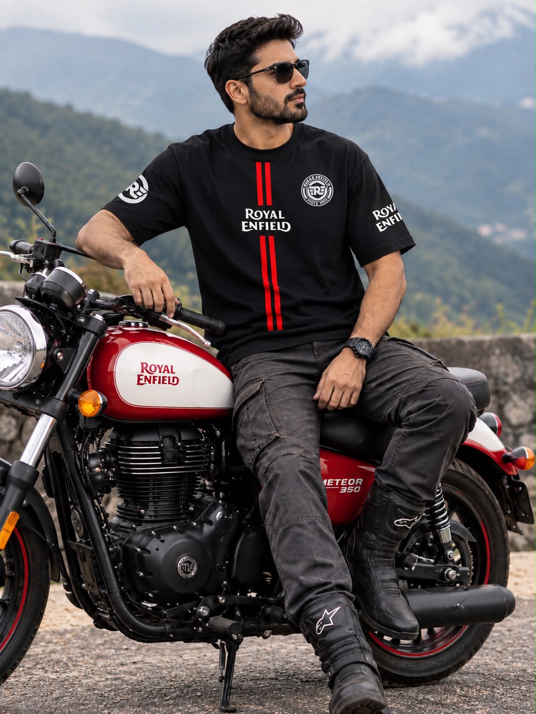 Royal Enfield Meteor 350 Graphic Regular Fit T-Shirt