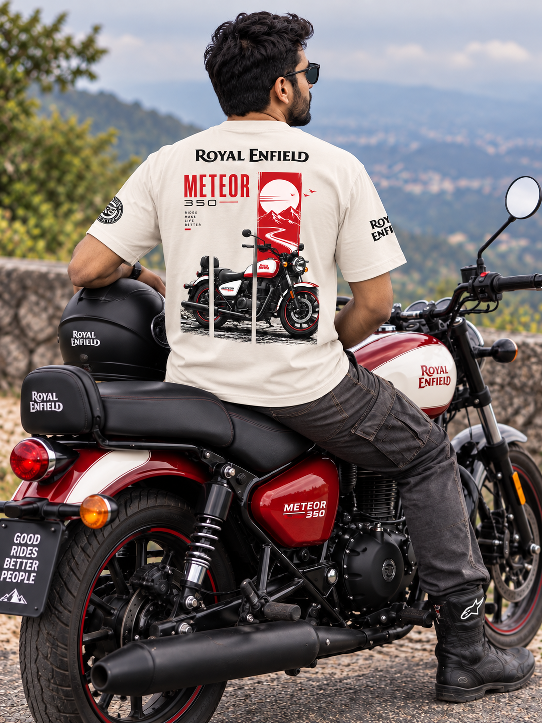 Royal Enfield Meteor 350 Graphic Regular Fit T-Shirt